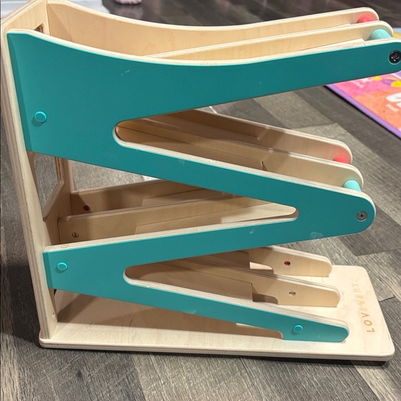 Lovevery Pioneer Play Kit Month 16, 17, 18 - Picture 4 of 5